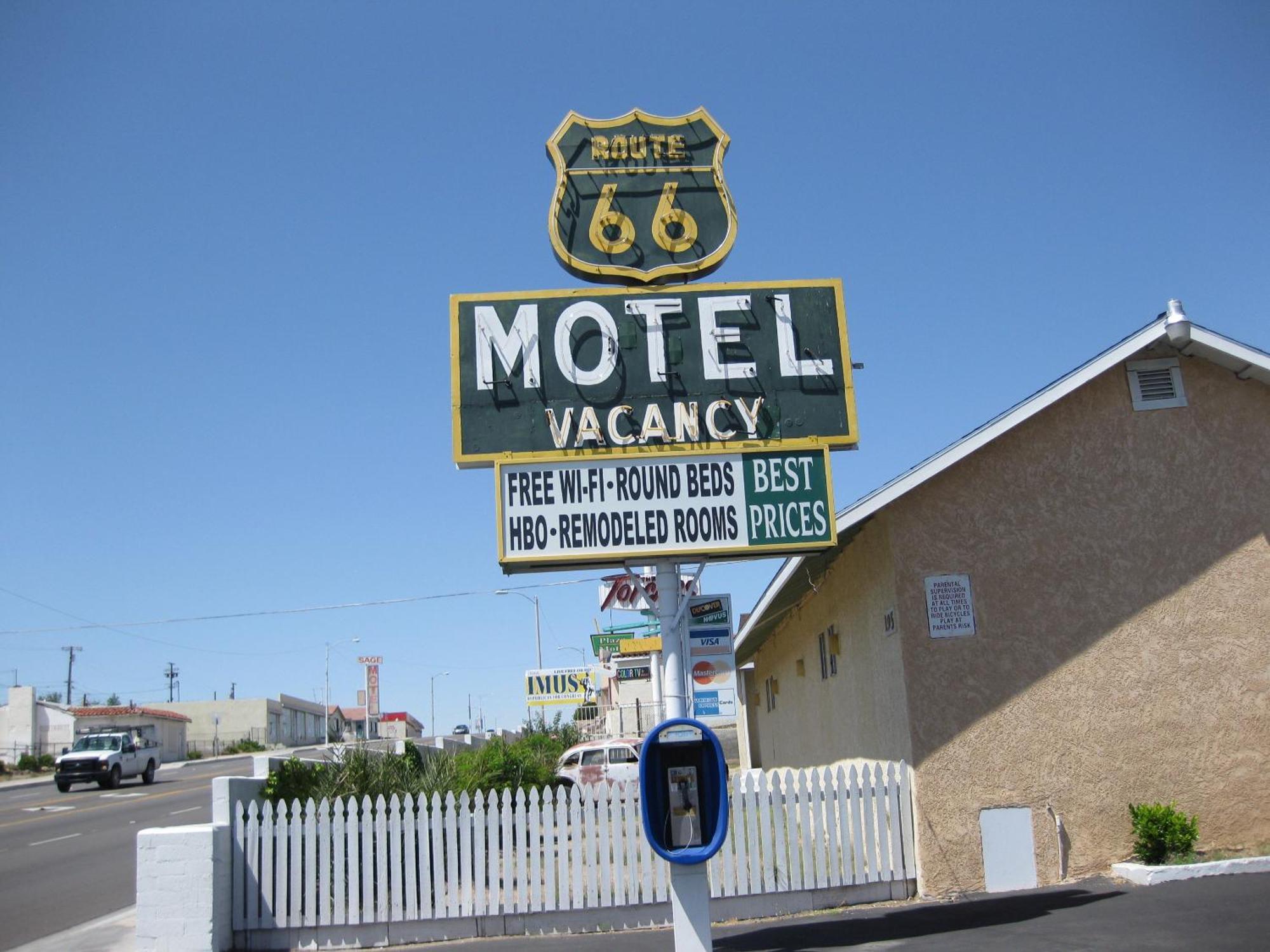 ברסטו Route 66 Motel מראה חיצוני תמונה