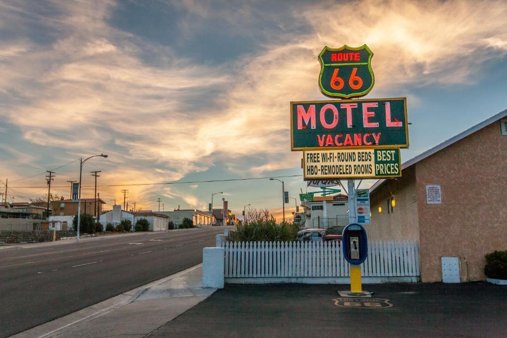 ברסטו Route 66 Motel מראה חיצוני תמונה